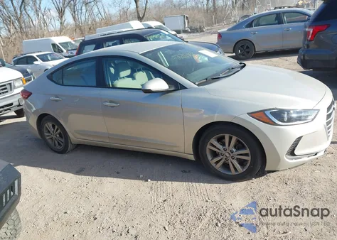 2017 Hyundai Elantra Se из США, поврежденный, VIN 5NPD84LF9HH078227